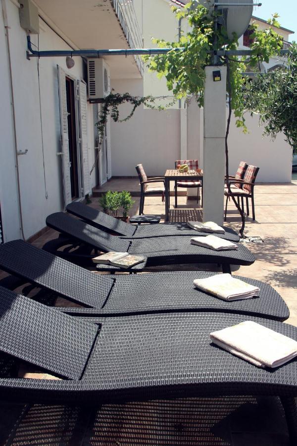 Giardino Apartment