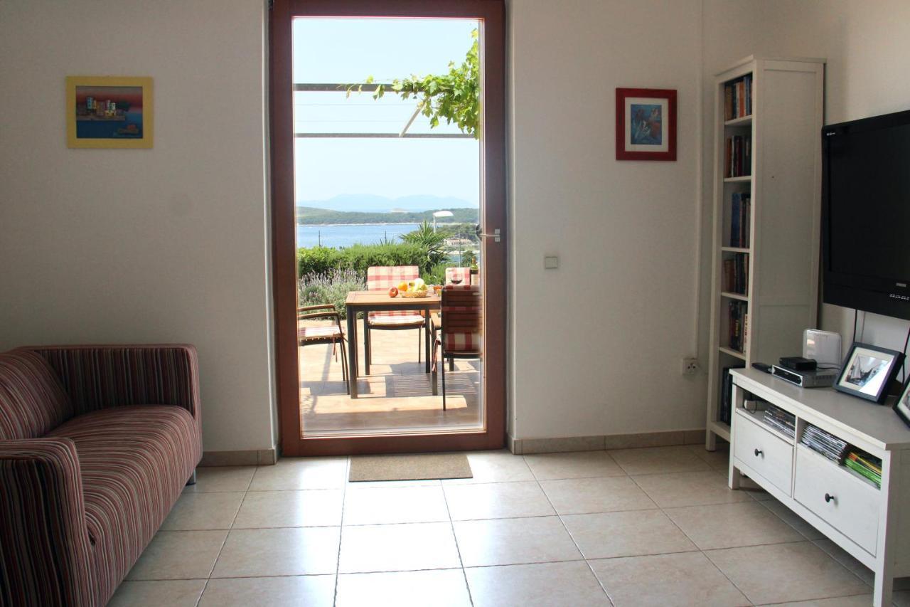 Apartment Giardino Hvar Town